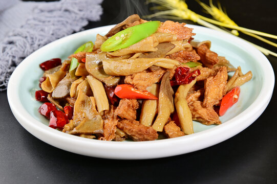 腐竹炒鸭肚