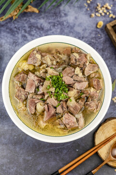 清汤牛肉