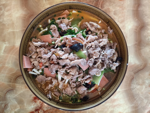 沸腾肉片