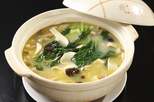 鸡汁煲