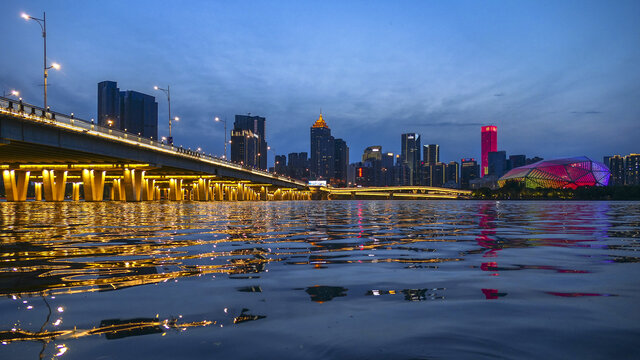 沈阳浑河夜景