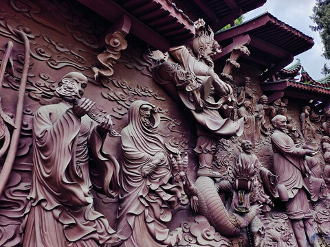 四川绵阳圣水寺浮雕像