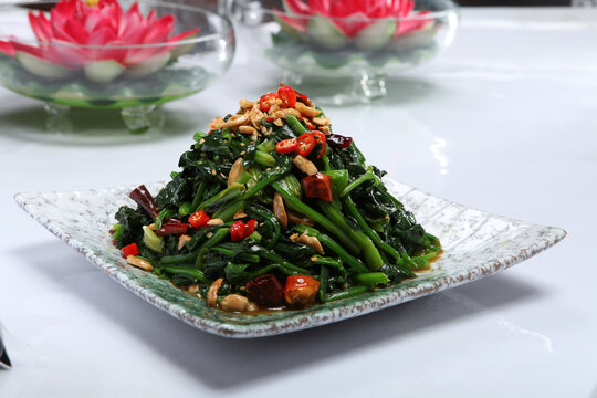 果仁菠菜