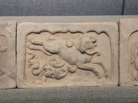 金代鹿衔花雕砖