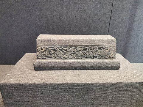 北宋莲花雕砖