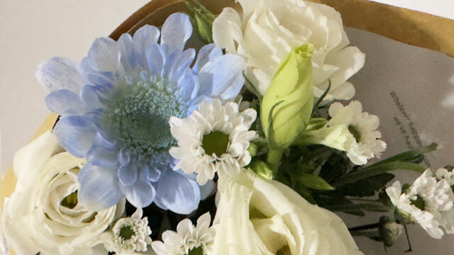 白玫瑰花束