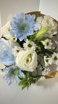 白玫瑰花束