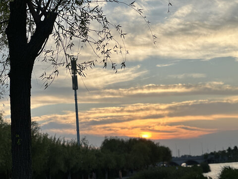 夕阳西下