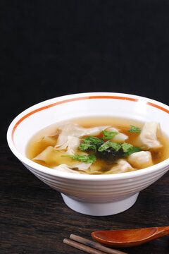 鲜肉馄饨