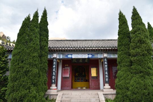 青岛即墨鹤山老君殿