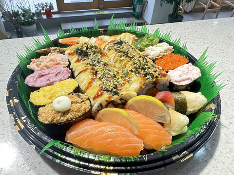 豪华圆盘寿司套餐
