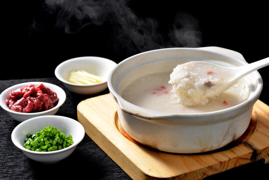砂锅牛肉粥