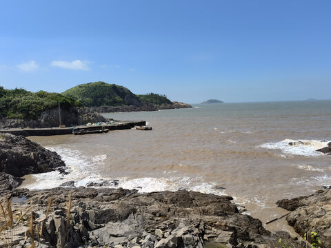 礁石海岸