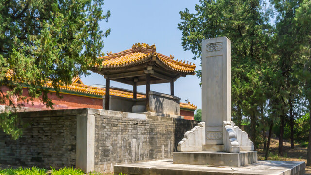 菩陀峪定东陵下马碑