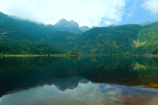 螺髻山大海子