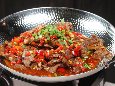 干锅牛肉