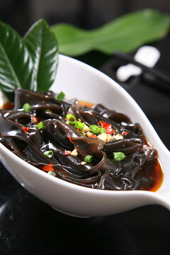 美味蕨根粉