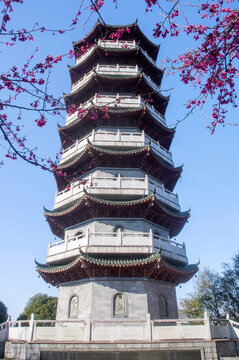 洪光塔