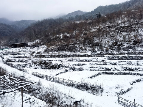 小村雪景