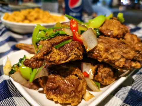 椒盐鸭下巴
