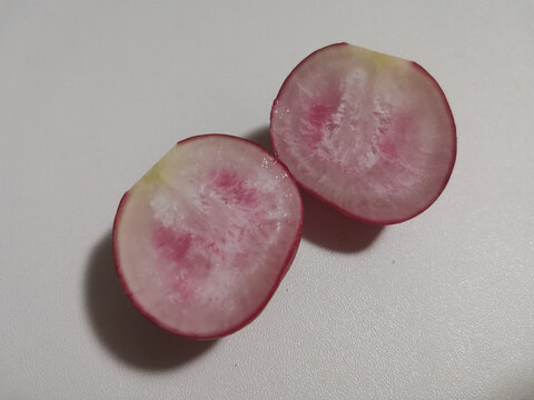 切开的樱桃萝卜饮食农产品蔬菜