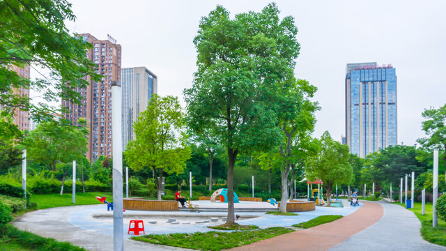 圭塘河儿童游乐场