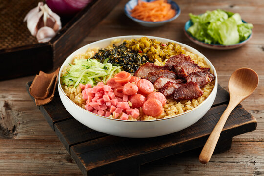 叉烧热狗炒饭