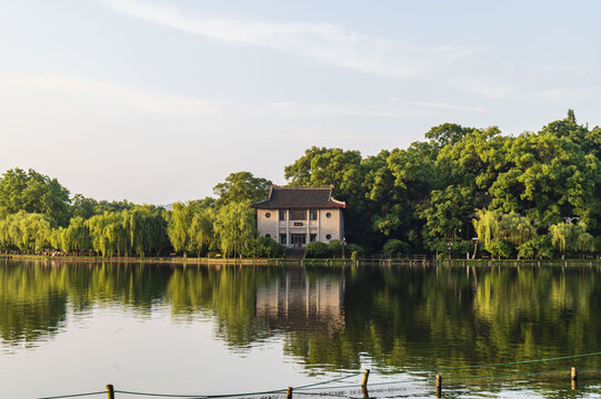 清晨西湖风景