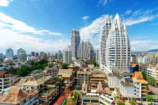 云南西双版纳的东南亚风格建筑