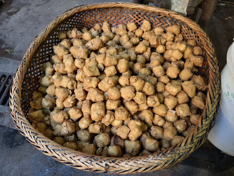 油豆腐