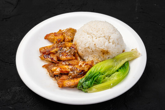 黑椒鸡扒饭