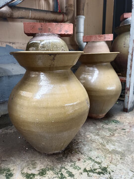 泡菜坛老坛酸菜