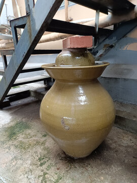 泡菜坛老坛酸菜
