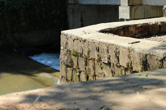 农村水桥小景