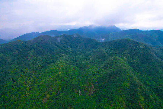 瀑布大山