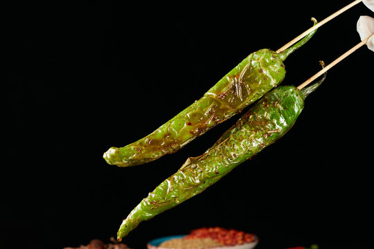 烤虎皮尖椒串