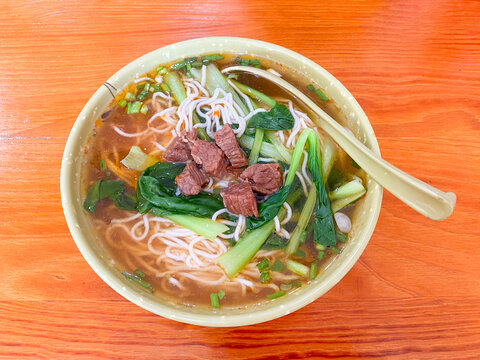 青菜牛肉面