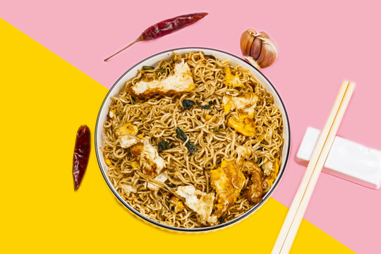 鸡蛋炒面