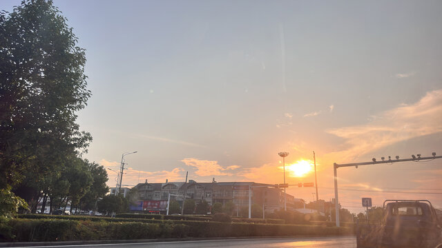 漙晨的太阳