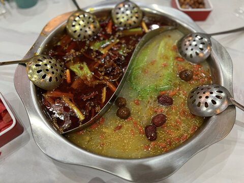鸳鸯火锅