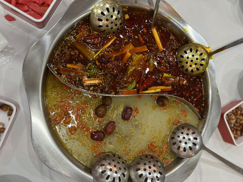 鸳鸯火锅