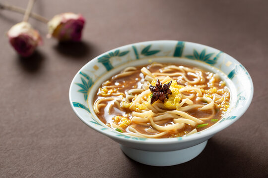 炝锅面