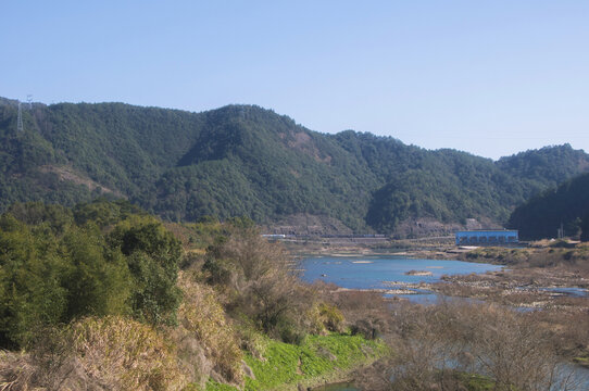 山水大山河流