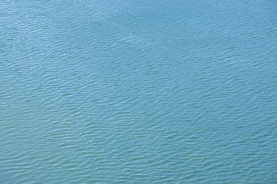 蓝色水波