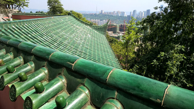 从龙脊山顶看对岸大坪
