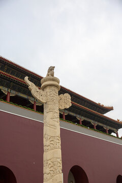 北京天安门华表盘龙柱