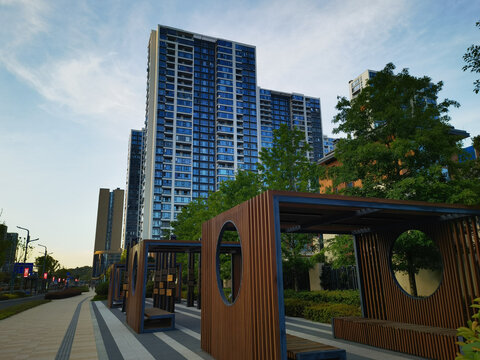 房市