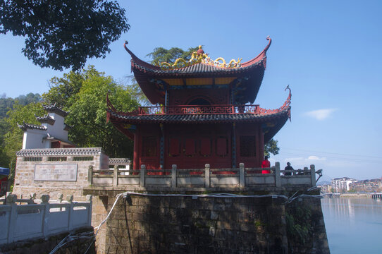 熙春园沧浪阁风景