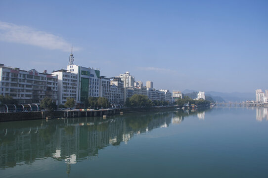 邵武市溪边风景