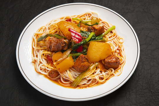 大盘鸡拉面